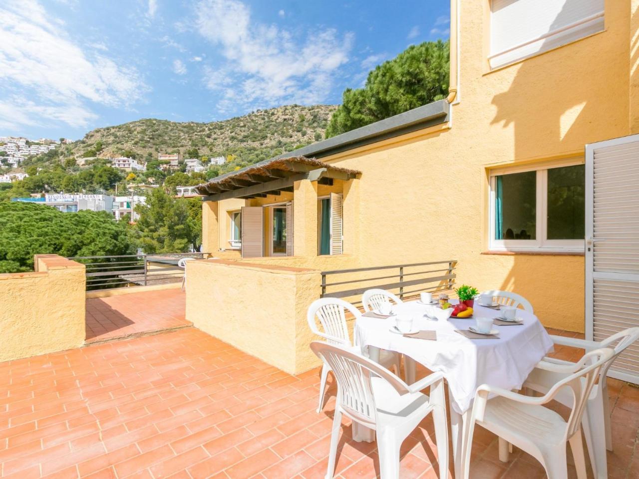 Apartment Velazquez-4 By Interhome Ρόζες Εξωτερικό φωτογραφία